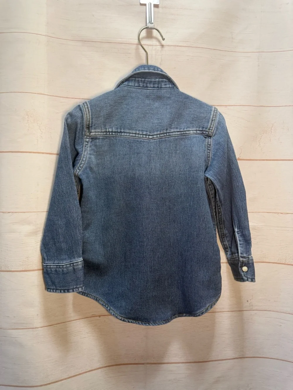babyGap Kids Denim Button-Up Shirt in Faded Blue Size 4